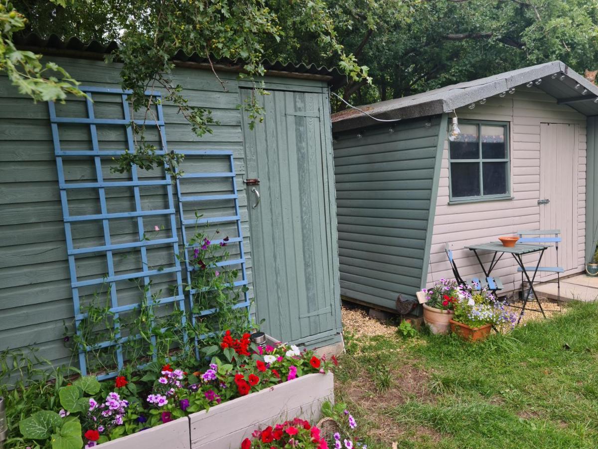 Hotel The Potting Shed à Manuden Extérieur photo